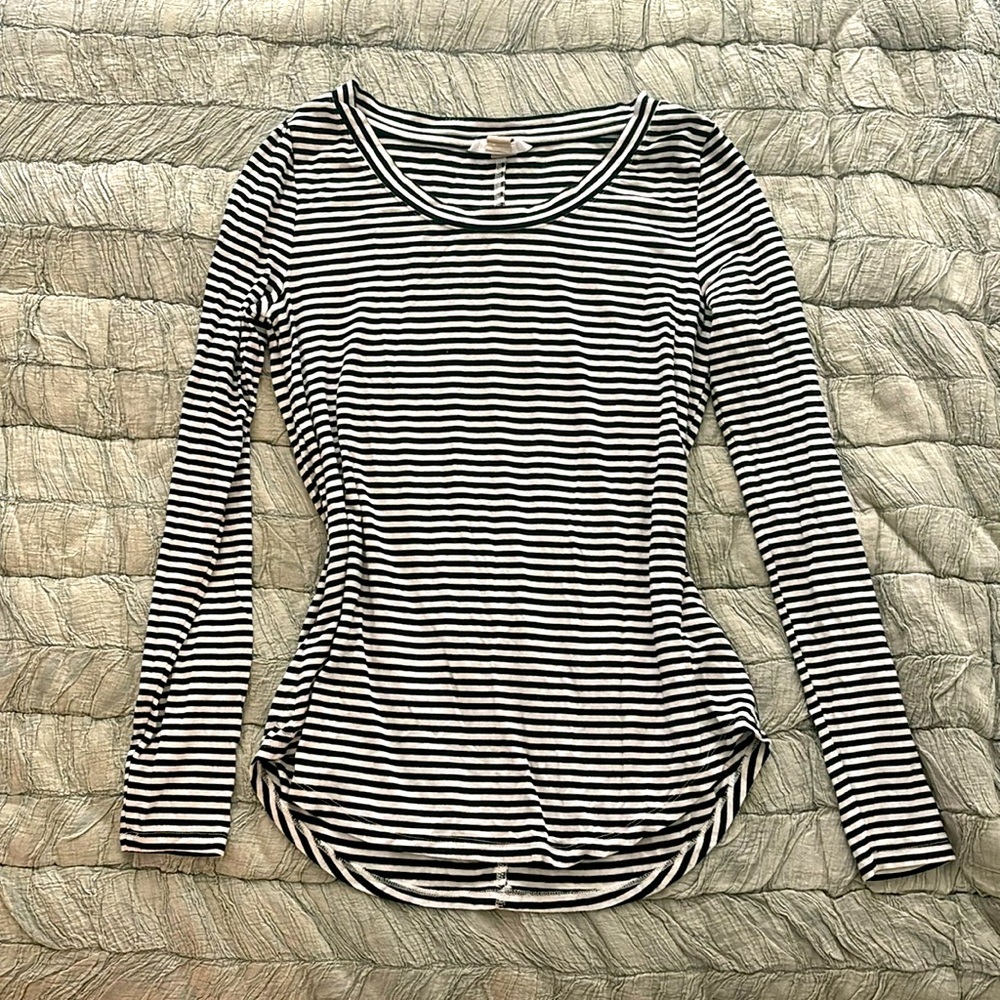 Banana Republic Black & White Striped Long Sleeve